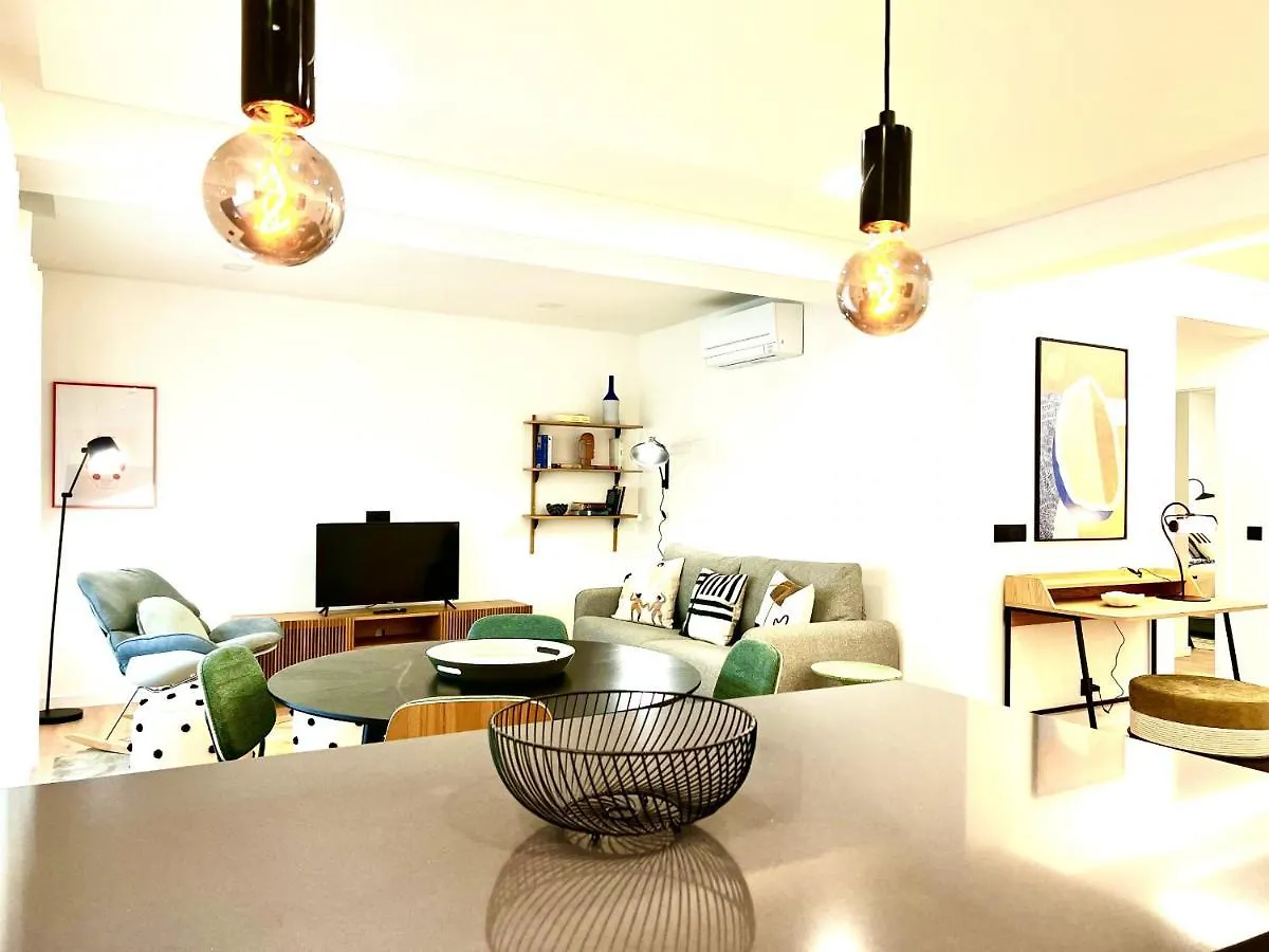 Classy & Modern Apartment Cascais